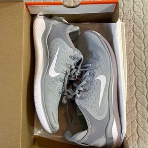 Nike Free RN 2018 - NEW Never Worn